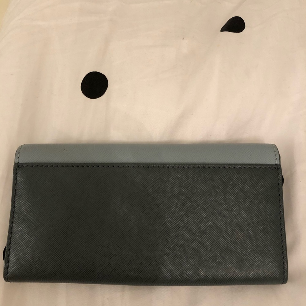 Tory Burch Wallet - Picture 2 of 4